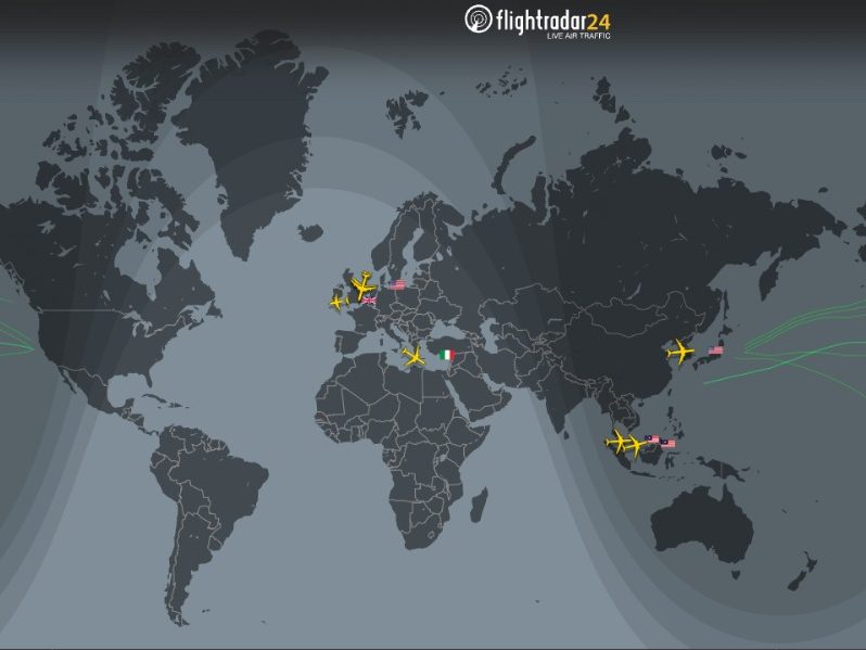 FLIGHTRADAR24-1